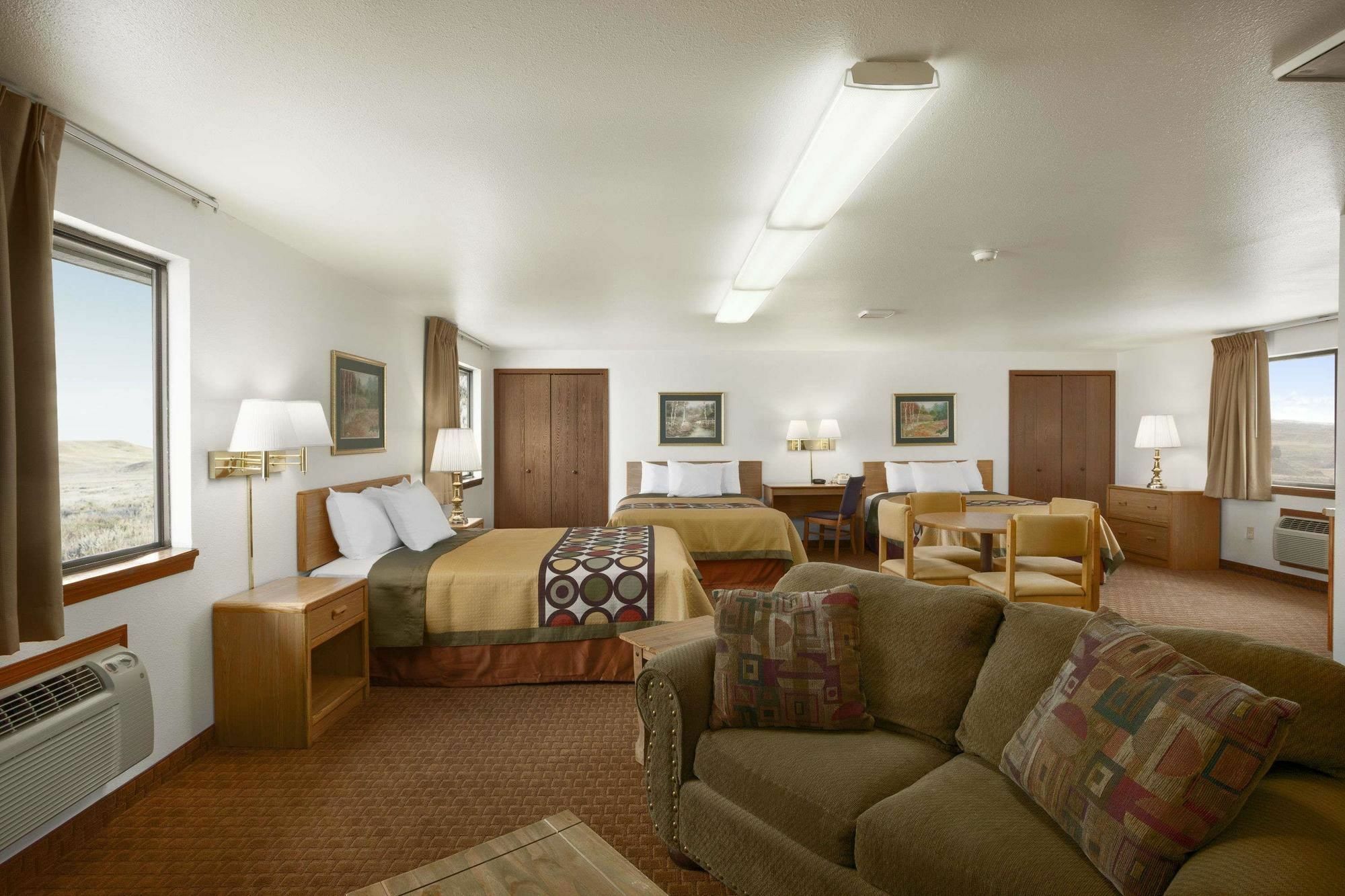 מלון Super 8 By Wyndham קודי מראה חיצוני תמונה